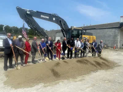 Officials dig in at city housing project